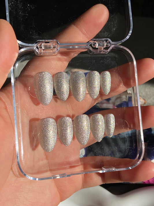 White shimmer